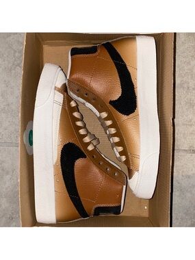 Women’s Nike Blazer Mid ‘77 Vintage Brown Ale